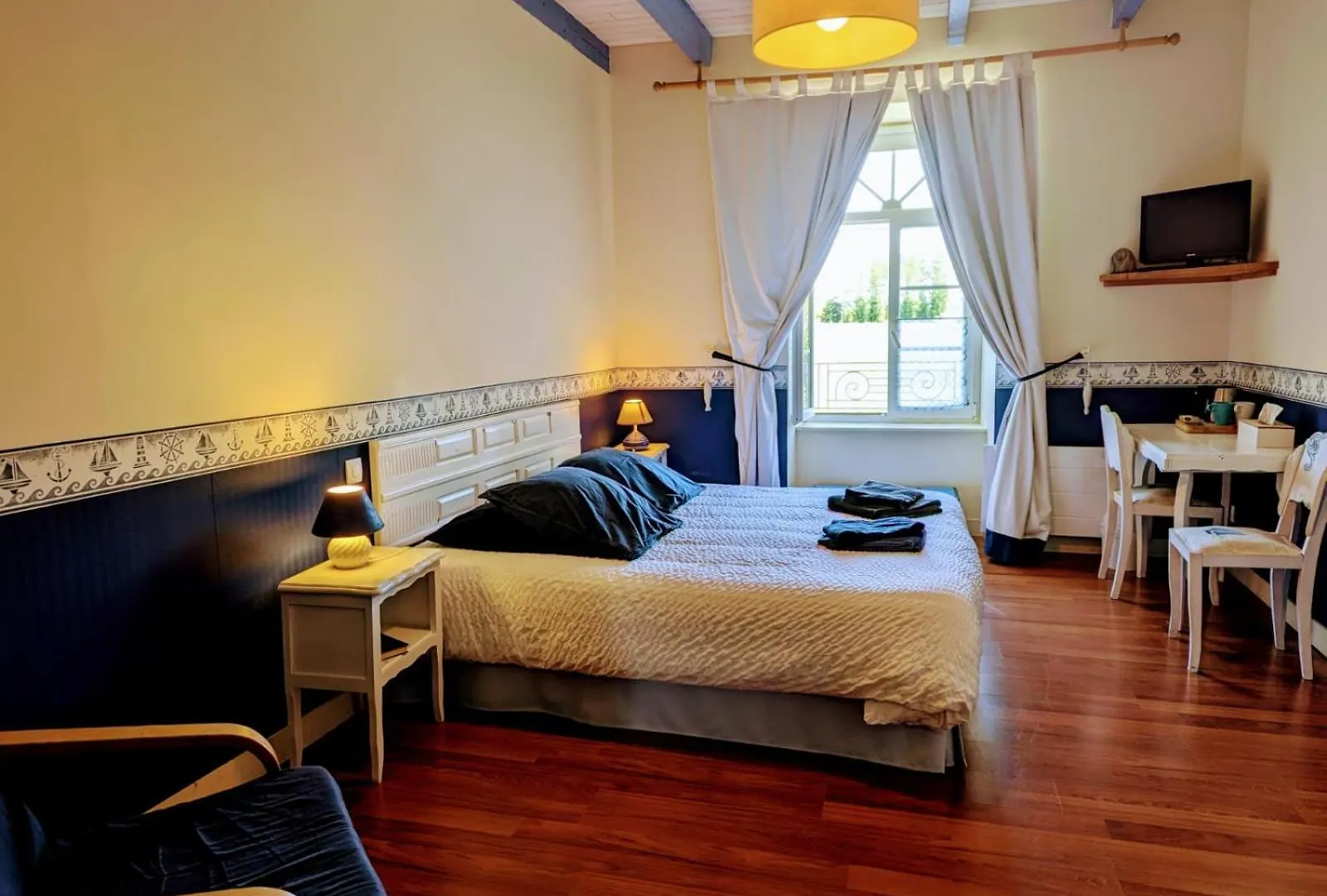 Le Moulin Du Couffon Hotel Kerlouan 0*,  France